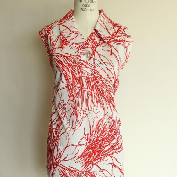 Vintage 1970s Top, Red and White  Dagger Collar Botanical Print Blouse - Picture 2 of 10